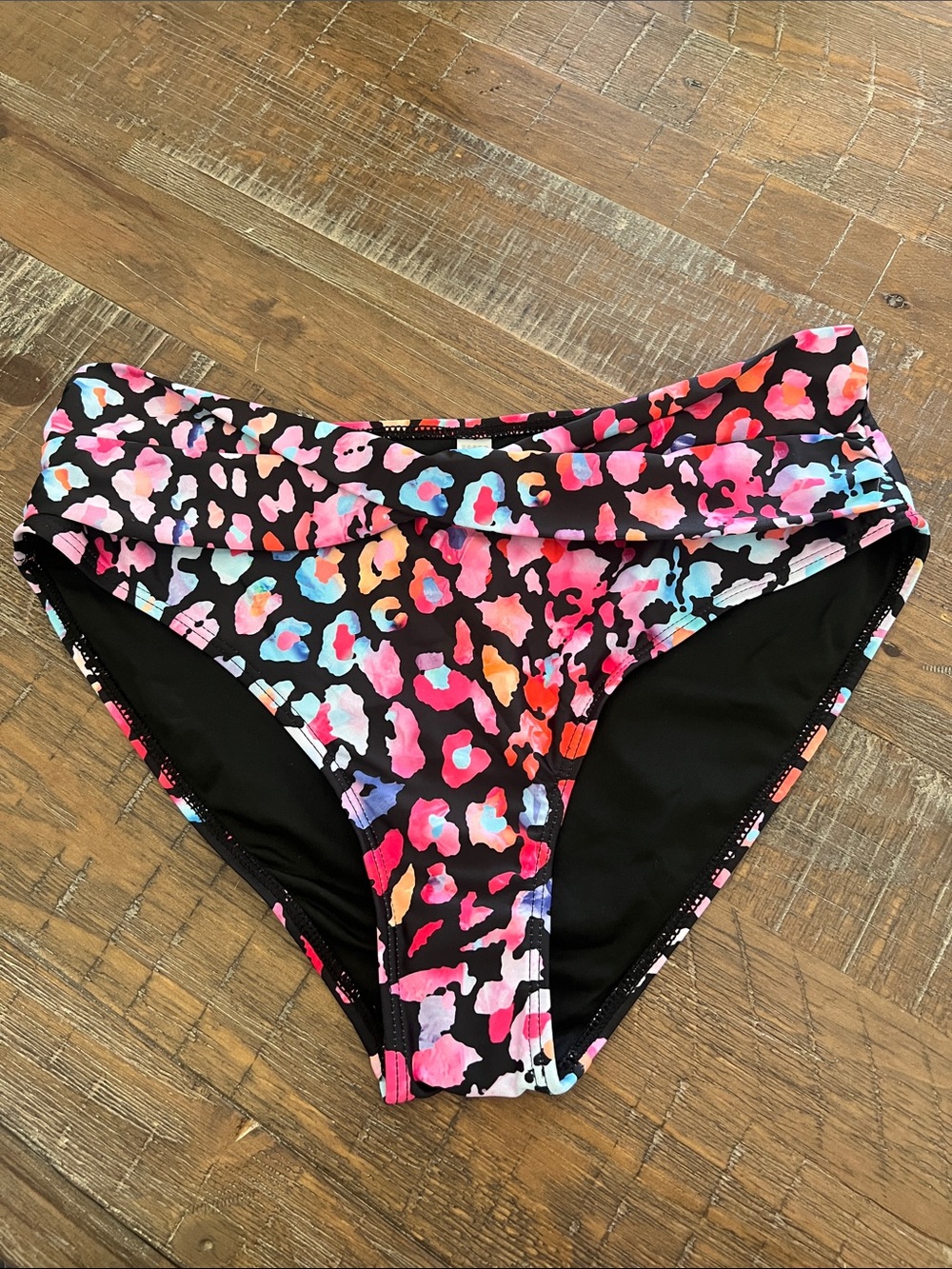 Flattering Fold-Over Bikini Bottoms in Black Multi Leopard Print “New”